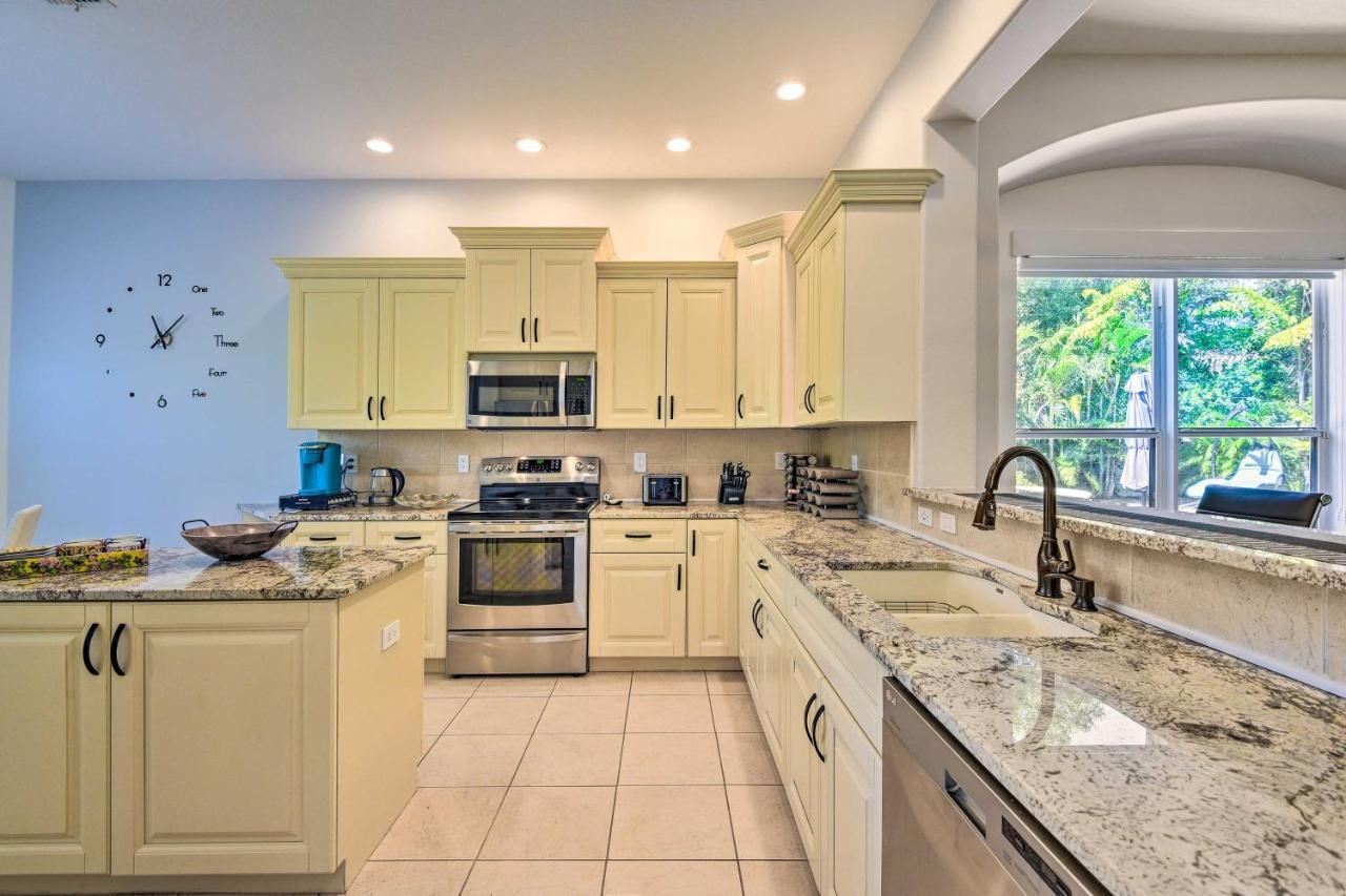 Вилла Sun-Soaked Sarasota Oasis With Pool And Hot Tub! Экстерьер фото
