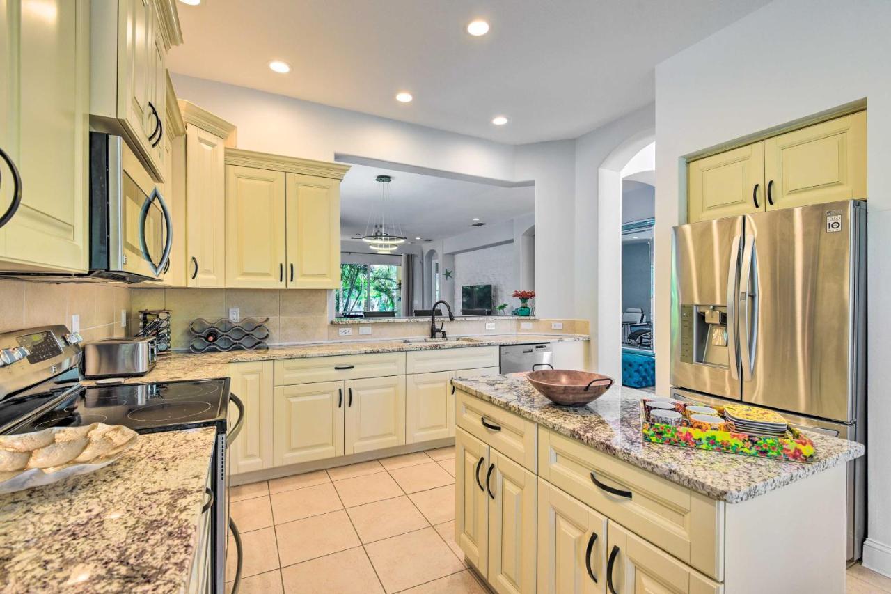 Вилла Sun-Soaked Sarasota Oasis With Pool And Hot Tub! Экстерьер фото